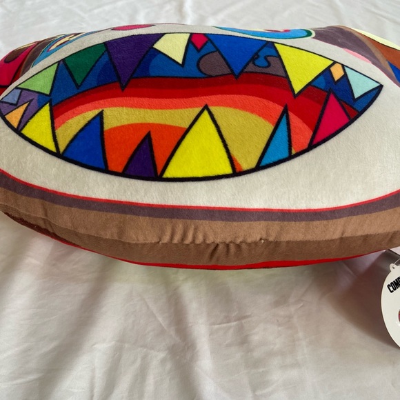Takashi Murakami ComplexCon Ursa Large Pillow - Picture 6 of 11